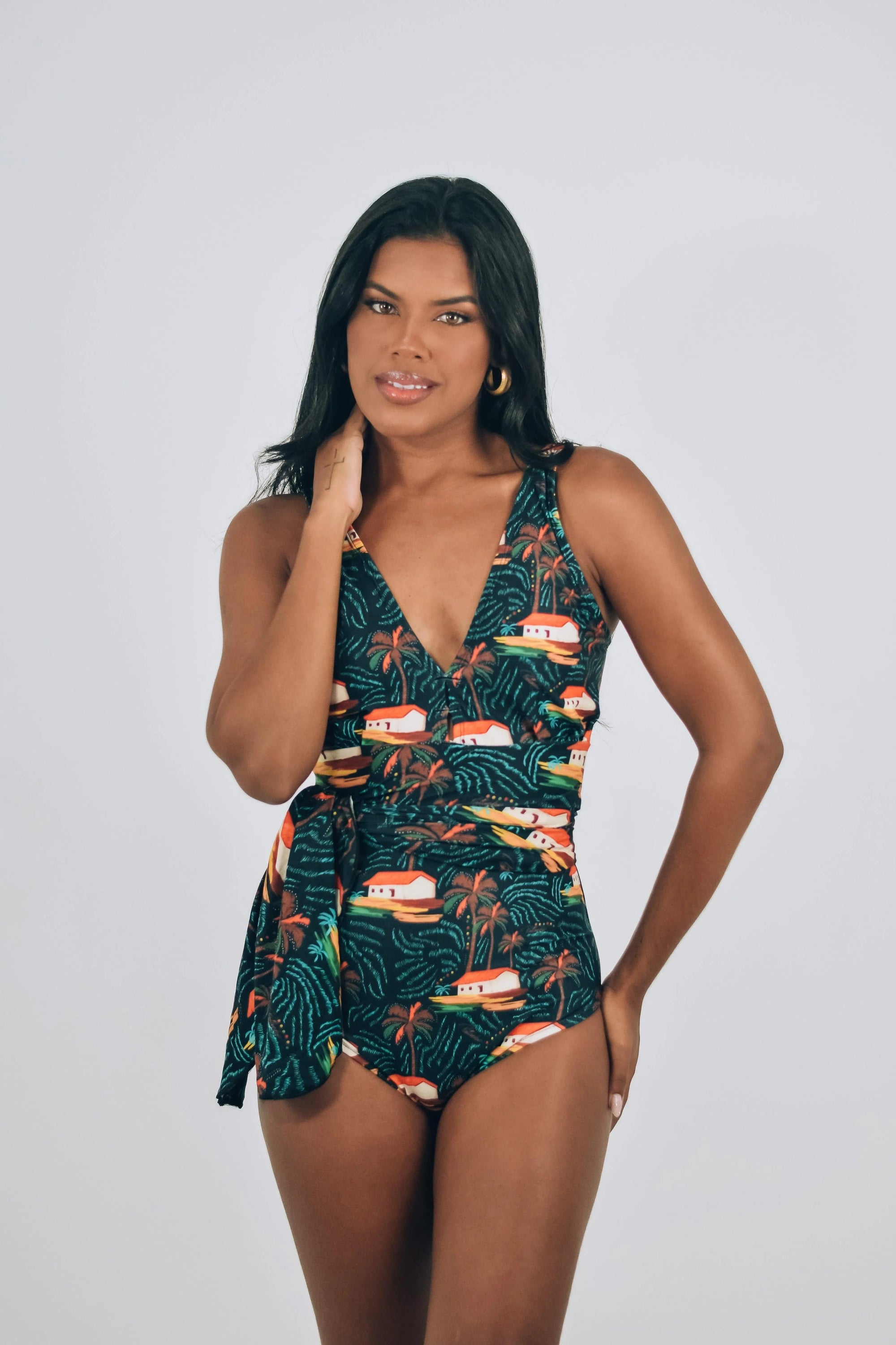 Maiô Com Saída Uv Frete Grátis