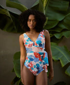 Maiô Com Saída Uv Frete Grátis